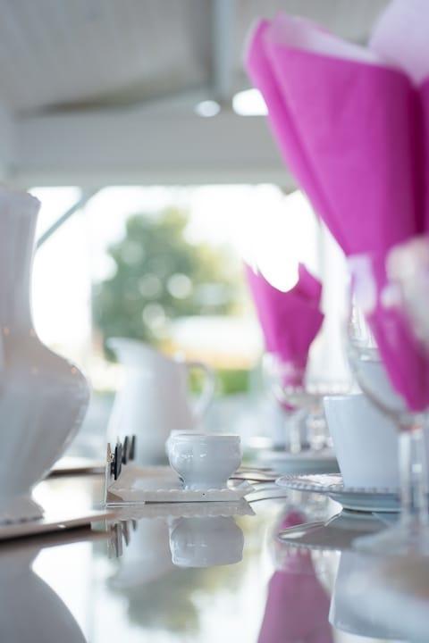 Les Raisins Du Bonheur Bed & Breakfast Puisseguin ภายนอก รูปภาพ